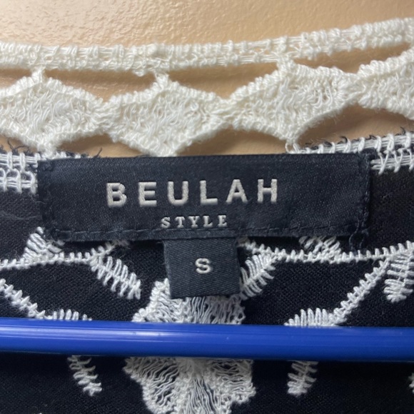 Embroidered Boho Cardigan - Picture 5 of 5